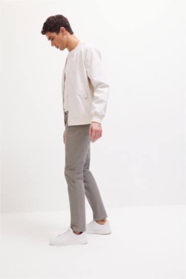 سروال شينو سليم من جبردين بساق ضيق و جيوب