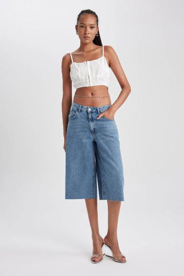 بلوزة كروب بحمالات وياخة V