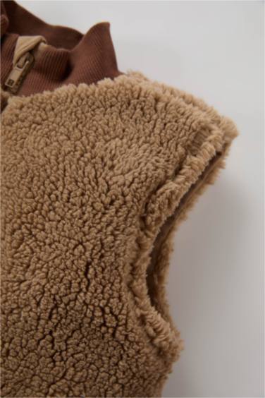 فيست بيبي اولادي فرو بسوسته وياقة عالية