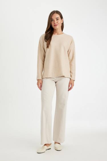 تيشيرت كم طويل قصة مريحة مضلع برقبة مستديرة