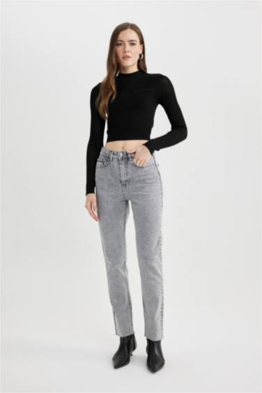 بلوفر كروب تريكو قصة عادية برقبة مستديرة