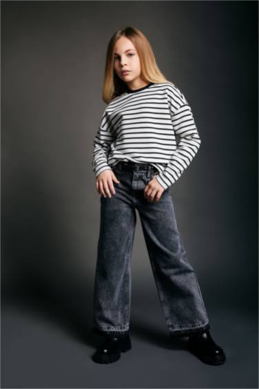 سويت شيرت مخطط بناتي قصة فضفاضة برقبة مستديرة