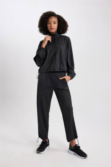 بنطلون تشينو بريميوم قصة عادية برجل قصير من DeFactoFit