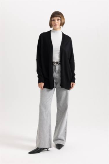 Cardigan coupe régulière à Col En V