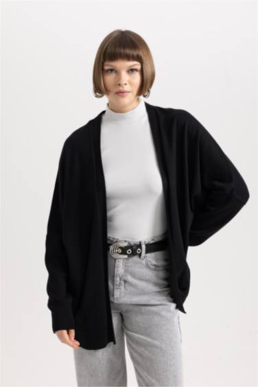 Cardigan coupe régulière à Col En V