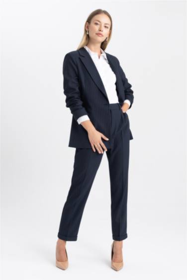 سروال بساق ضيق بحاف مزدوج بجيب