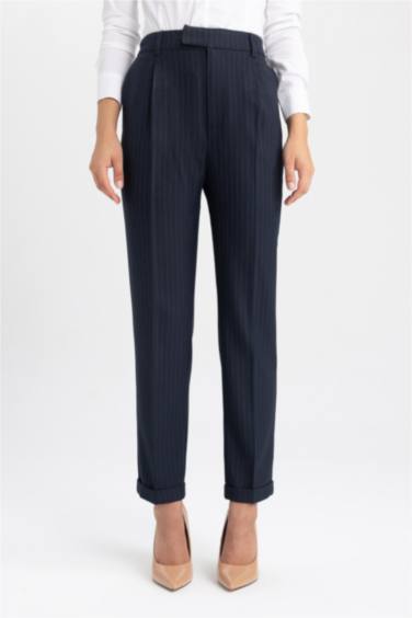 سروال بساق ضيق بحاف مزدوج بجيب