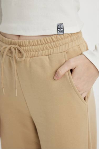 بنطلون بجامة رياضي وايد ليج برجل واسع