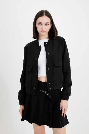 Su Geçirmez Kolej Yaka Rüzgar Geçirmez Çıtçıtlı Cepli Kısa Bomber Ceket