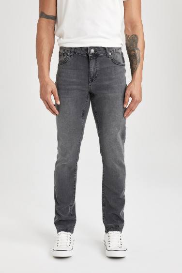 Jean Skinny Taille Normale Et Jambe Étroite