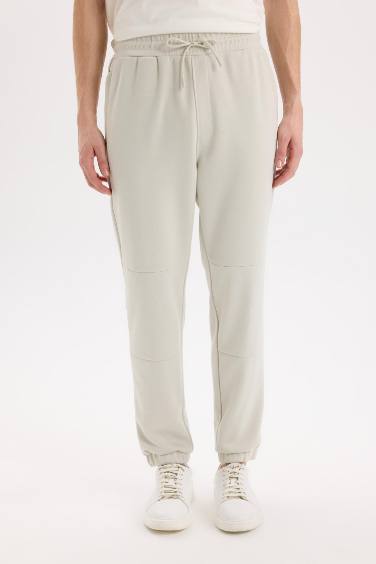 Regular Fit İnce Eşofman Altı Fermuar Cepli Beli Bağcıklı Lastikli Paça