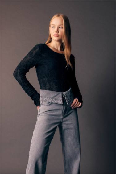 Slim Fit Tulle Long Sleeve T-Shirt