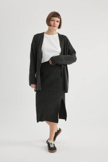 Slit Knitwear Midi Skirt