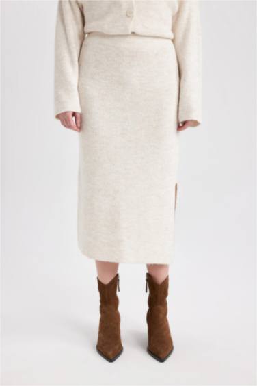 Slit Knitwear Midi Skirt
