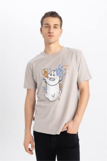 Regular Fit Crew Neck Printed T-Shirt