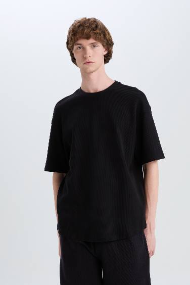 تيشيرت بيزك اوفر سايز وافل برقبة مستديرة