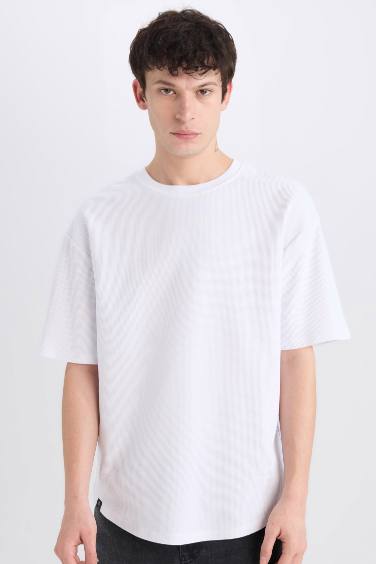 T-shirt à col rond et coupe boxy en tissu gaufré