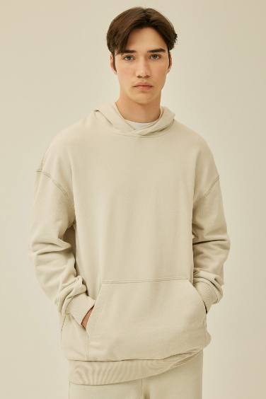 Comfort Fit Hooded Basic Sweatshirt