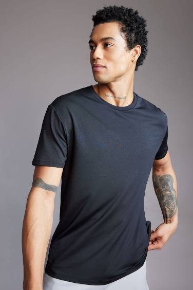 DeFactoFit Standard Fit Short Sleeve T-Shirt