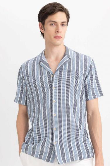 Regular Fit Resort Collar Cotton Short Sleeve Shirt