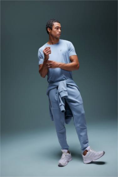 بنطلون جوجر سليم فيت وبأستك من تحت من DeFactoFit