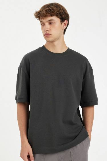 Loose Fit Crew Neck Heavy Fabric Basic T-Shirt