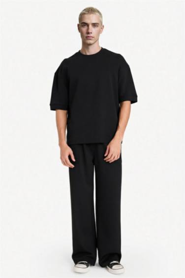 Loose Fit Rahat Kesim Bisiklet Yaka Ağır Kumaş Basic Düz Kısa Kollu Tişört