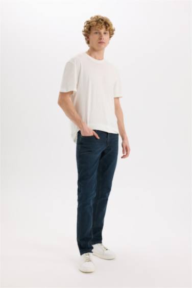 بنطرون جينز بيدرو سليم فيت برجل ضيق وخصر عالي