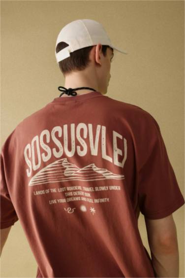 تيشيرت نص ردن اوفر سايز بطبعة من الخلف