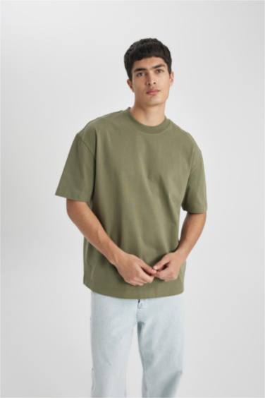 Oversize Fit Crew Neck Short Sleeve T-Shirt