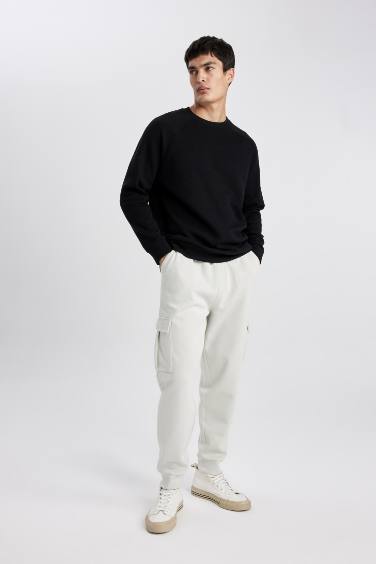 Oversize Fit Cargo Sweatpants