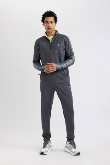 سويت شيرت سليم فيت بياخة عالية بسحاب من DeFactoFit