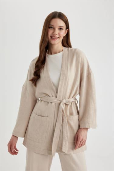 كيمونة موسلين قصة عادية بياقة V