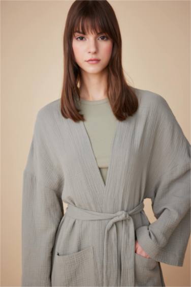 كيمونو موسلين قصة عادية برقبة V