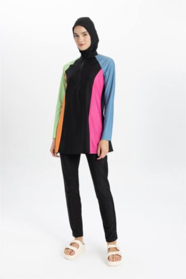 Regular Fit Color Blocked 4 Piece Burkini Set