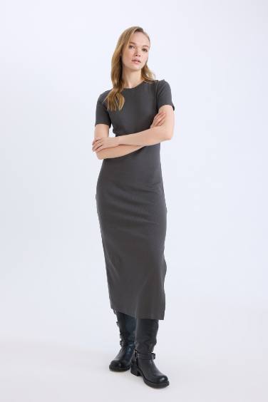 Облегающее платье Bodycon с круглым вырезом и короткими рукавами