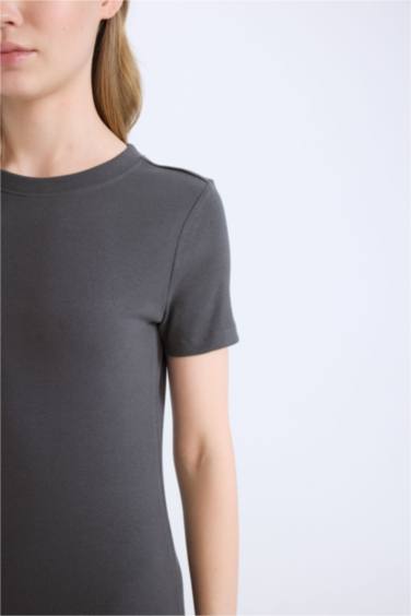 Облегающее платье Bodycon с круглым вырезом и короткими рукавами