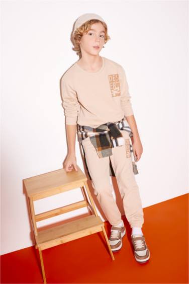 سويت شيرت اولادي قصة عادية بيج