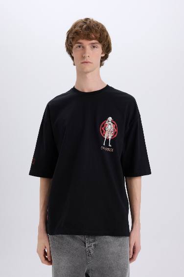 One Piece Loose Fit Crew Neck Printed T-Shirt