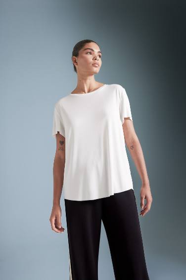 T-shirt de sport oversize en modal à col rond et manches courtes de DeFactoFit