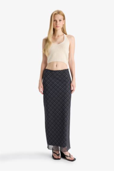A Cut Patterned High Waist Lined Tulle Maxi Skirt