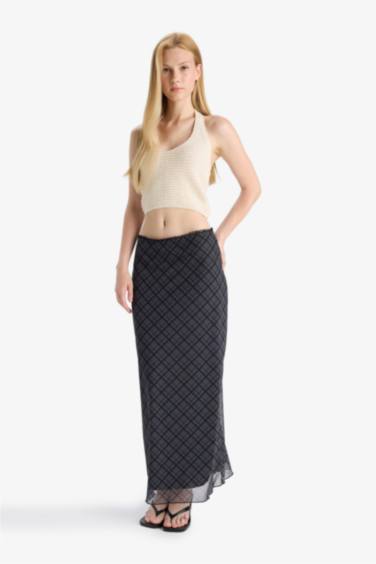A Cut Patterned High Waist Lined Tulle Maxi Skirt