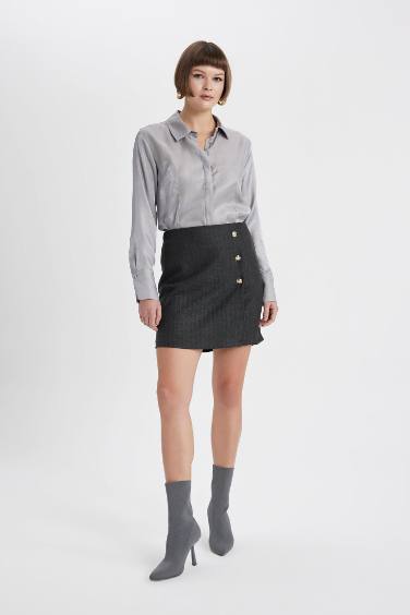 A Cut Knit Patterned Lined Normal Waist Mini Skirt