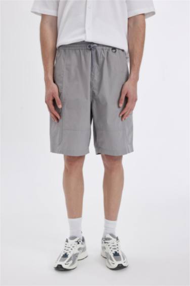 Cargo Fit Parachute Bermuda