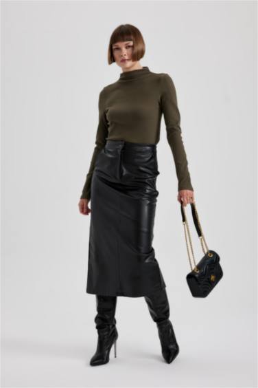 Slim Fit Turtleneck Corduroy Long Sleeve T-Shirt