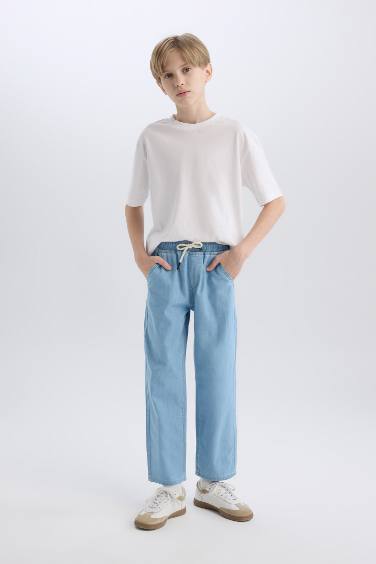 Boy Straight Fit Straight Leg Jeans