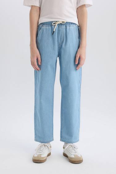 Boy Straight Fit Straight Leg Jeans