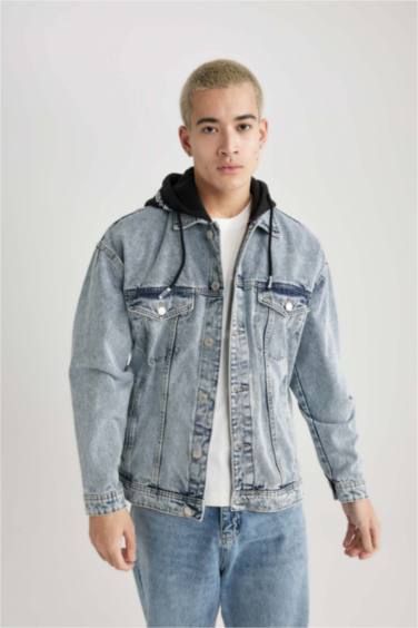 бас киімді Куртка