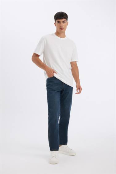 بنطرون جينز قصة مستقيمة