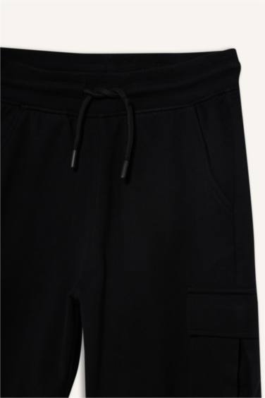 Short cargo à taille élastique et poches pour garçon